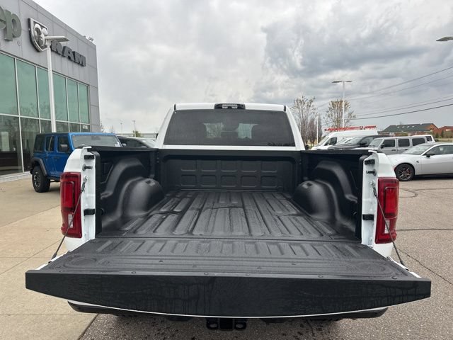 New 2026 RAM 2500 Big Horn AWD/4WD image 9