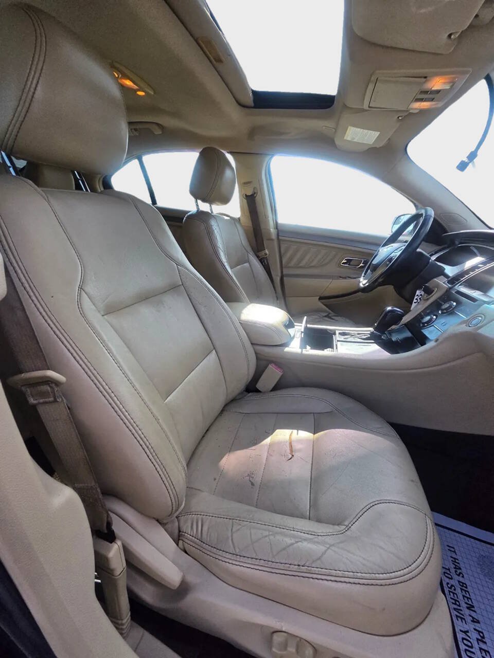Used 2014 Ford Taurus SEL w/ Equipment Group 201A FWD image 11