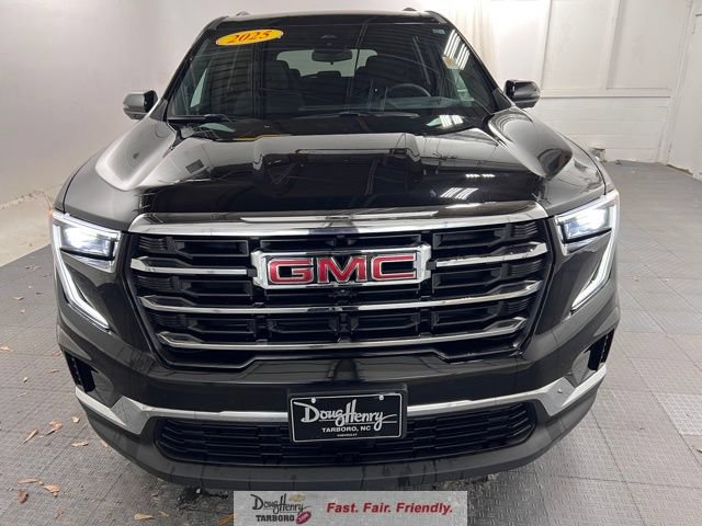 Used 2025 GMC Acadia Elevation FWD image 2
