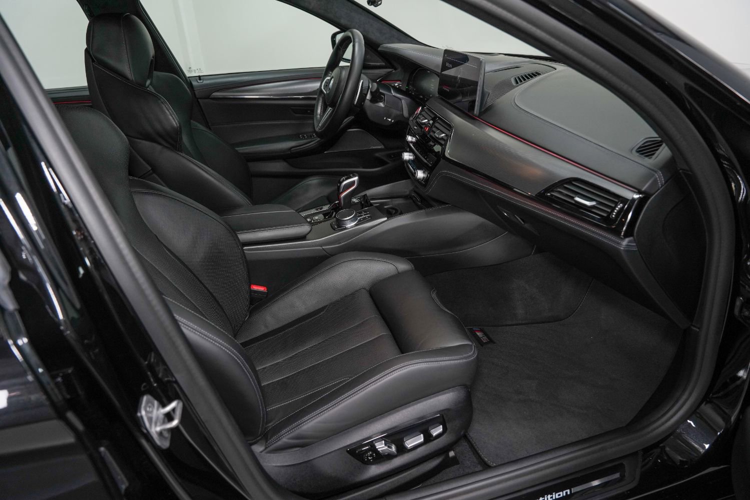 Used 2021 BMW M5 w/ Competition Package image 10