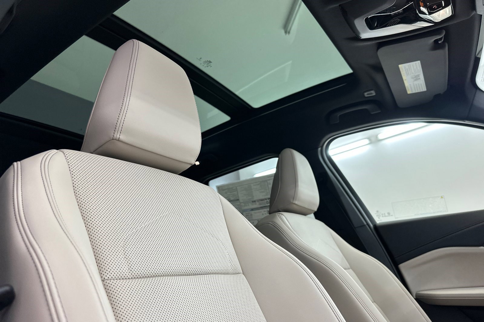 Used 2025 BMW X1 xDrive28i w/ Technology Package image 16