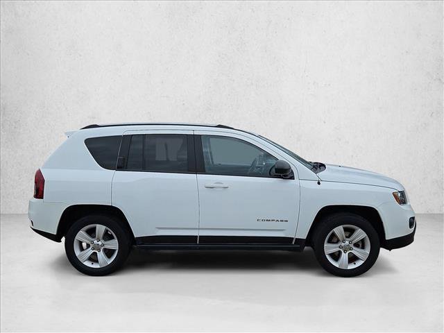Used 2017 Jeep Compass Sport w/ Power Value Group image 4