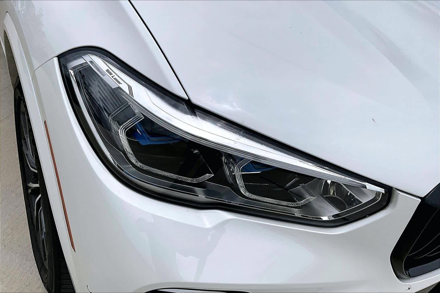 Used 2020 BMW X5 M50i AWD/4WD image 27