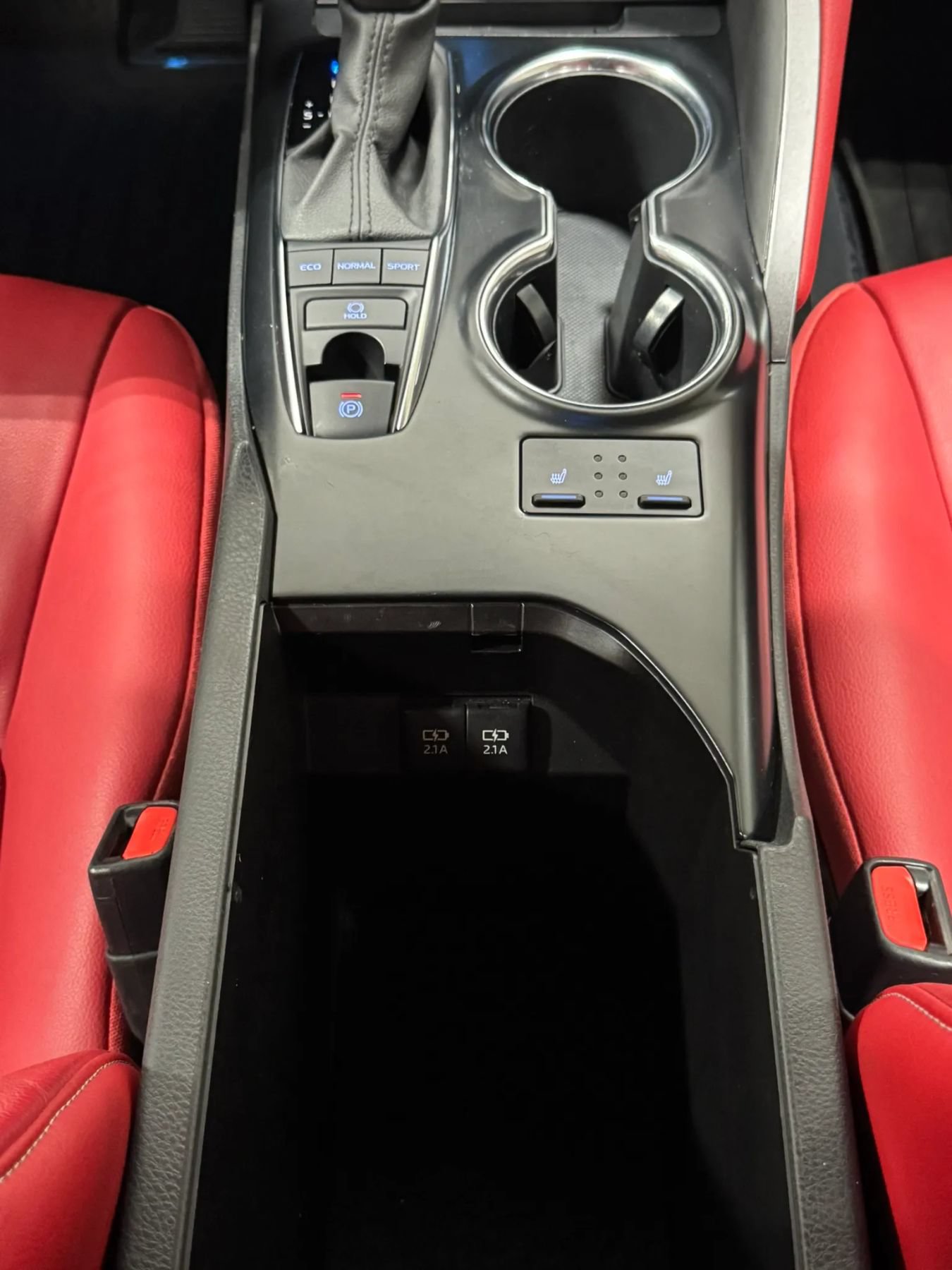 Used 2020 Toyota Camry XSE AWD/4WD image 29