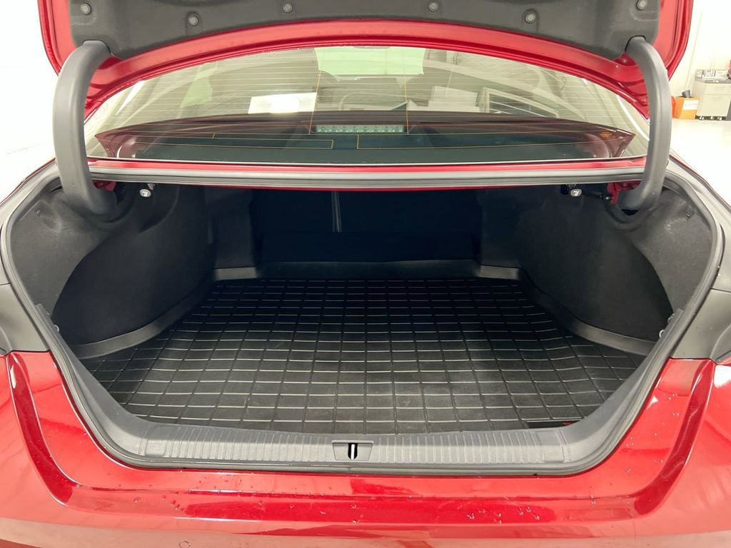 Used 2022 Toyota Avalon Limited w/ Advanced Safety Package image 25