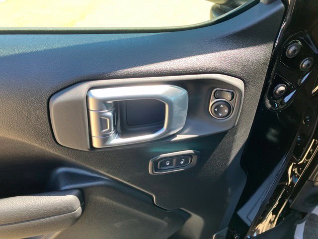 New 2026 Jeep Wrangler Unlimited Sport AWD/4WD image 10