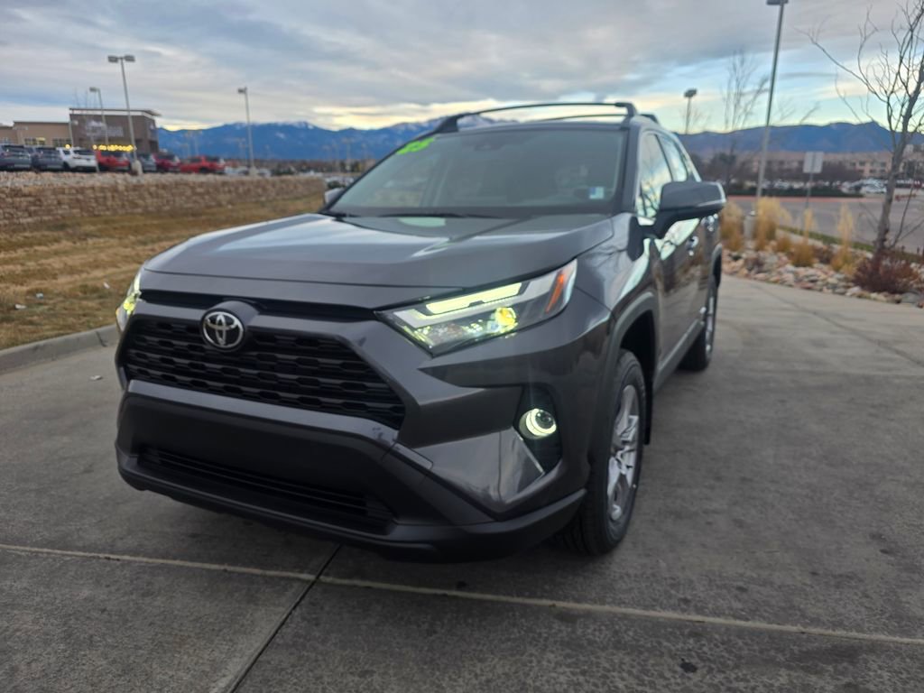 Used 2025 Toyota RAV4 XLE image 3