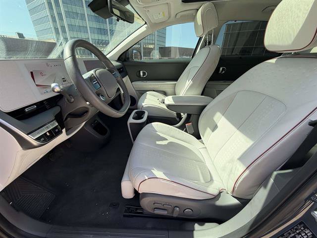 Used 2024 Hyundai Ioniq 5 Limited RWD image 16