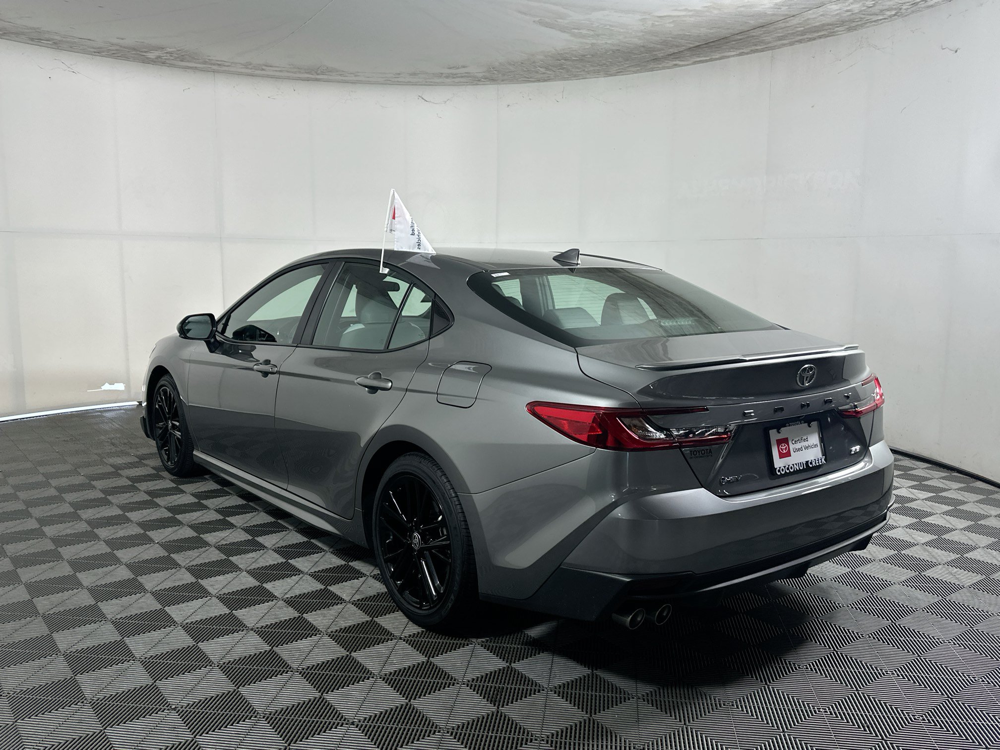 Certified 2026 Toyota Camry SE FWD image 5
