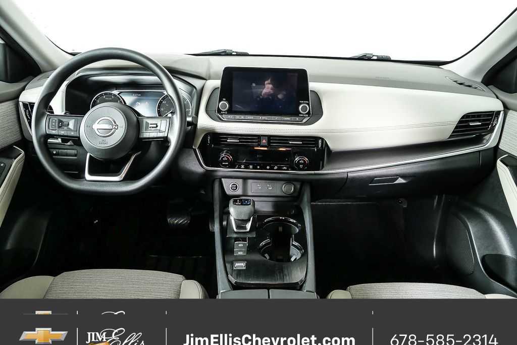 Used 2022 Nissan Rogue SV image 19