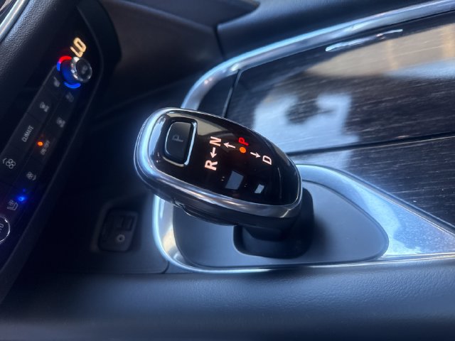 Used 2021 Buick Enclave Avenir FWD image 20