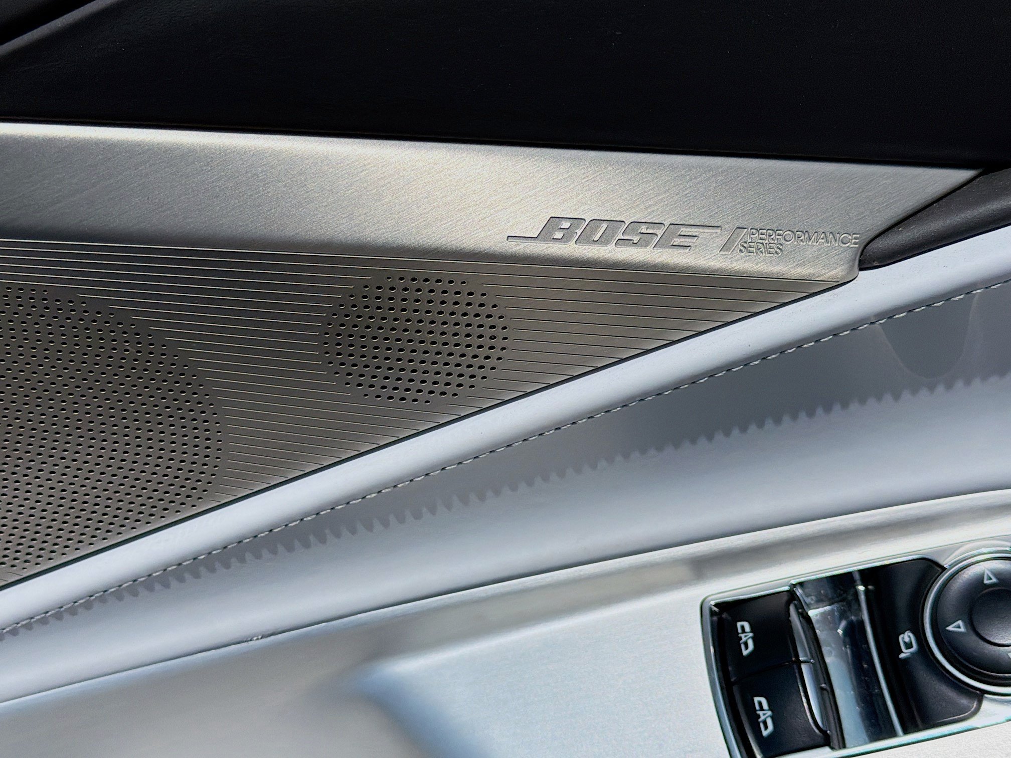 Used 2023 Chevrolet Corvette Stingray Premium Cpe w/ LPO, Roadside Safety Package RWD image 20