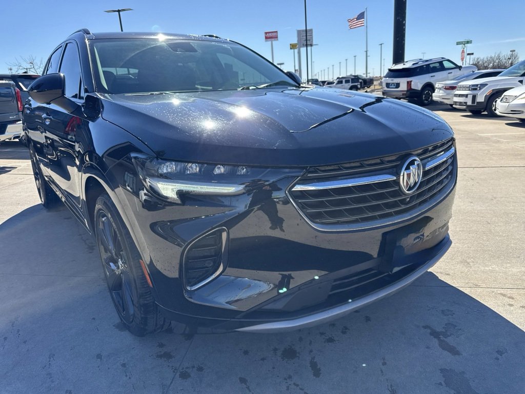 Used 2022 Buick Envision Essence w/ Technology Package I image 3