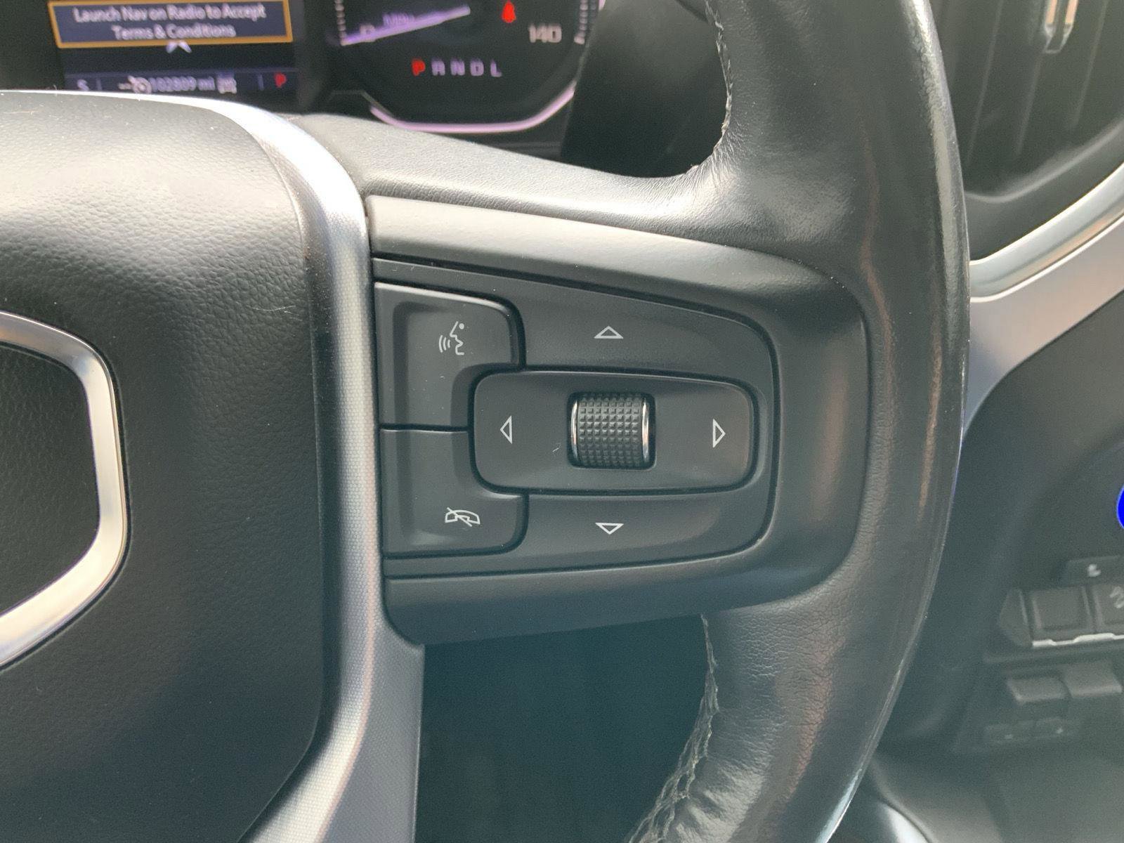 Used 2019 GMC Sierra 1500 SLT w/ SLT Convenience Package AWD/4WD image 32