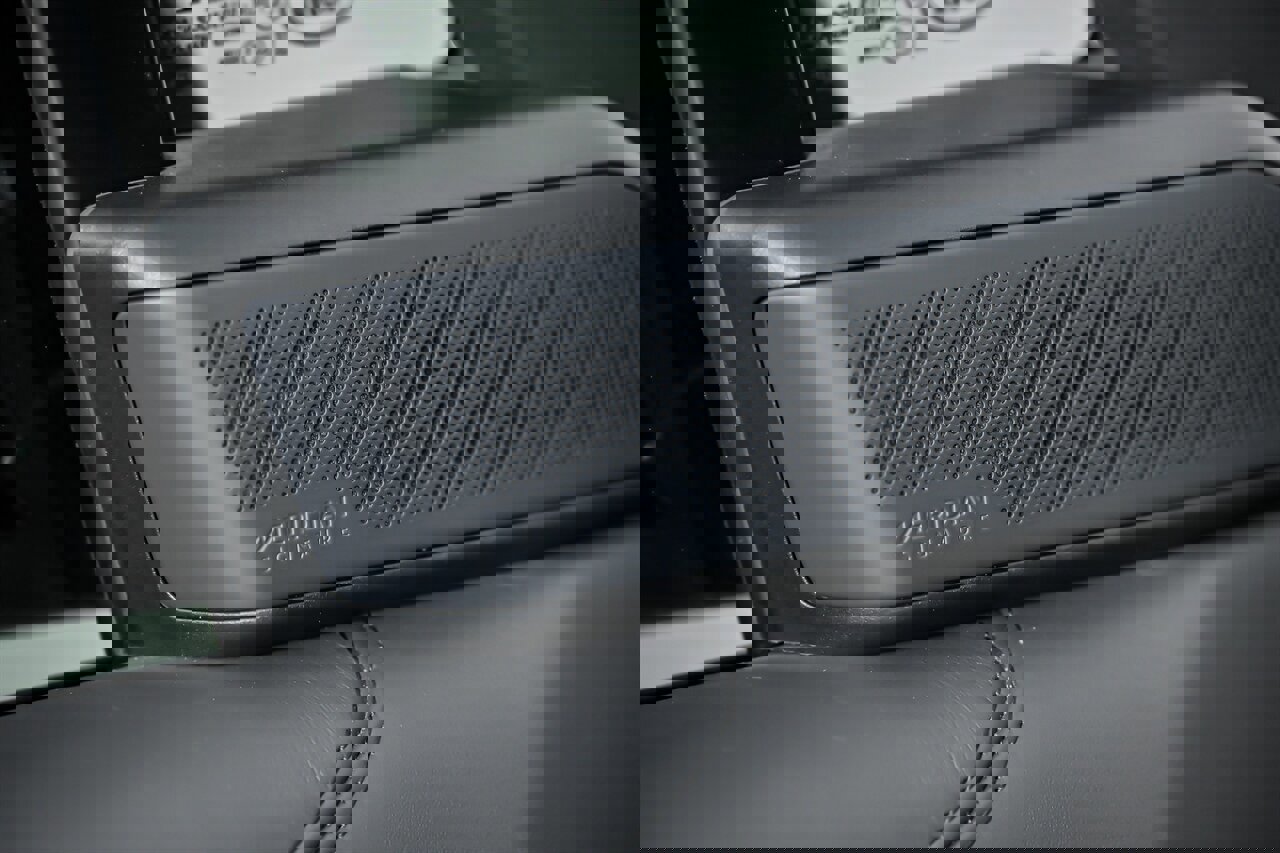 Used 2023 Land Rover Range Rover SV image 19