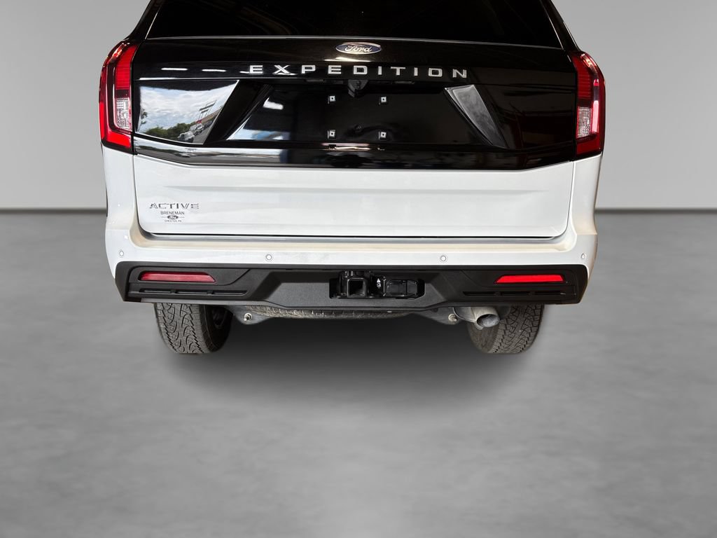Certified 2025 Ford Expedition Active AWD/4WD image 17