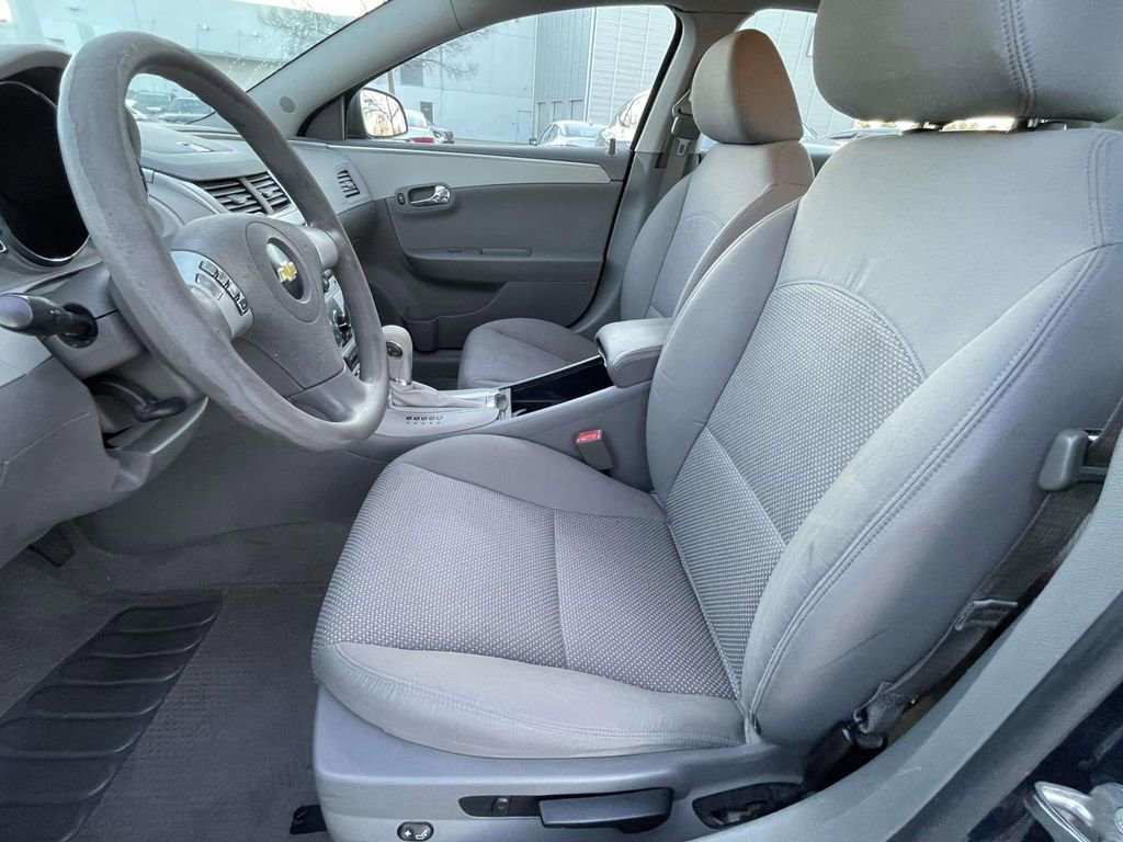 Used 2011 Chevrolet Malibu LS image 12