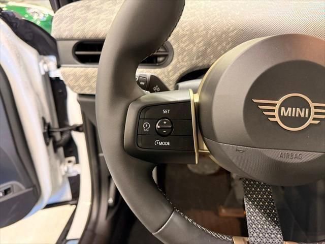 Used 2025 MINI Cooper S image 13