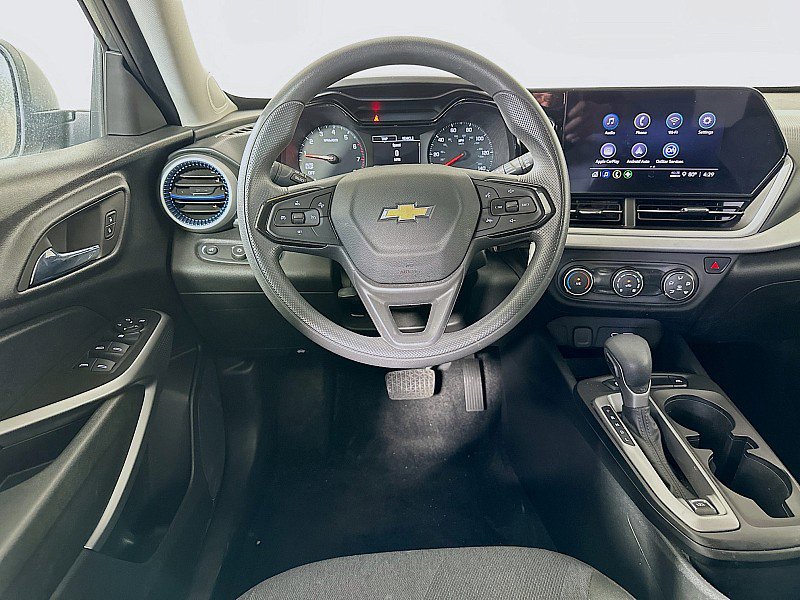 Used 2024 Chevrolet Trax LS FWD image 21