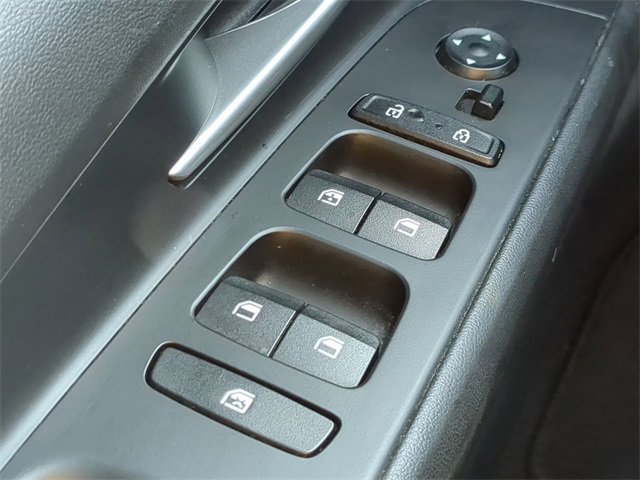 Used 2023 Hyundai Elantra SEL w/ Convenience Package image 21