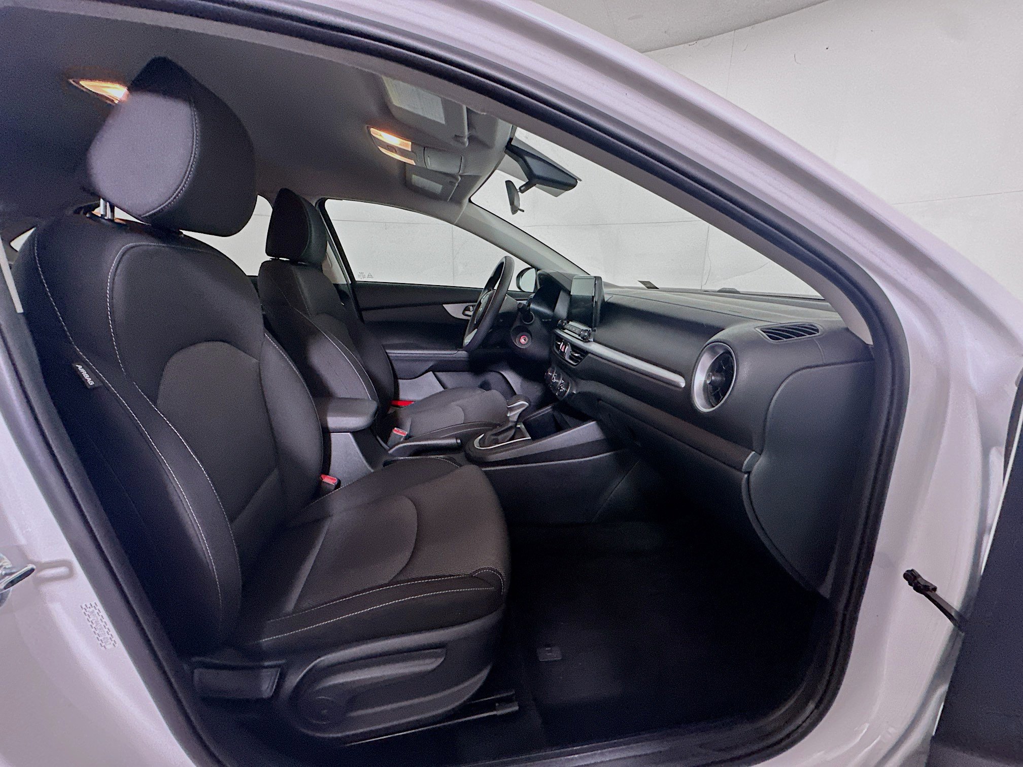 Used 2024 Kia Forte LX FWD image 28