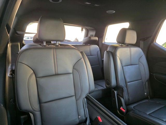 Certified 2023 Chevrolet Traverse RS w/ LPO, Floor Liner Package image 18