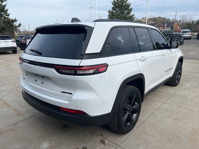 Used 2023 Jeep Grand Cherokee Limited w/ Luxury Tech Group II image 6