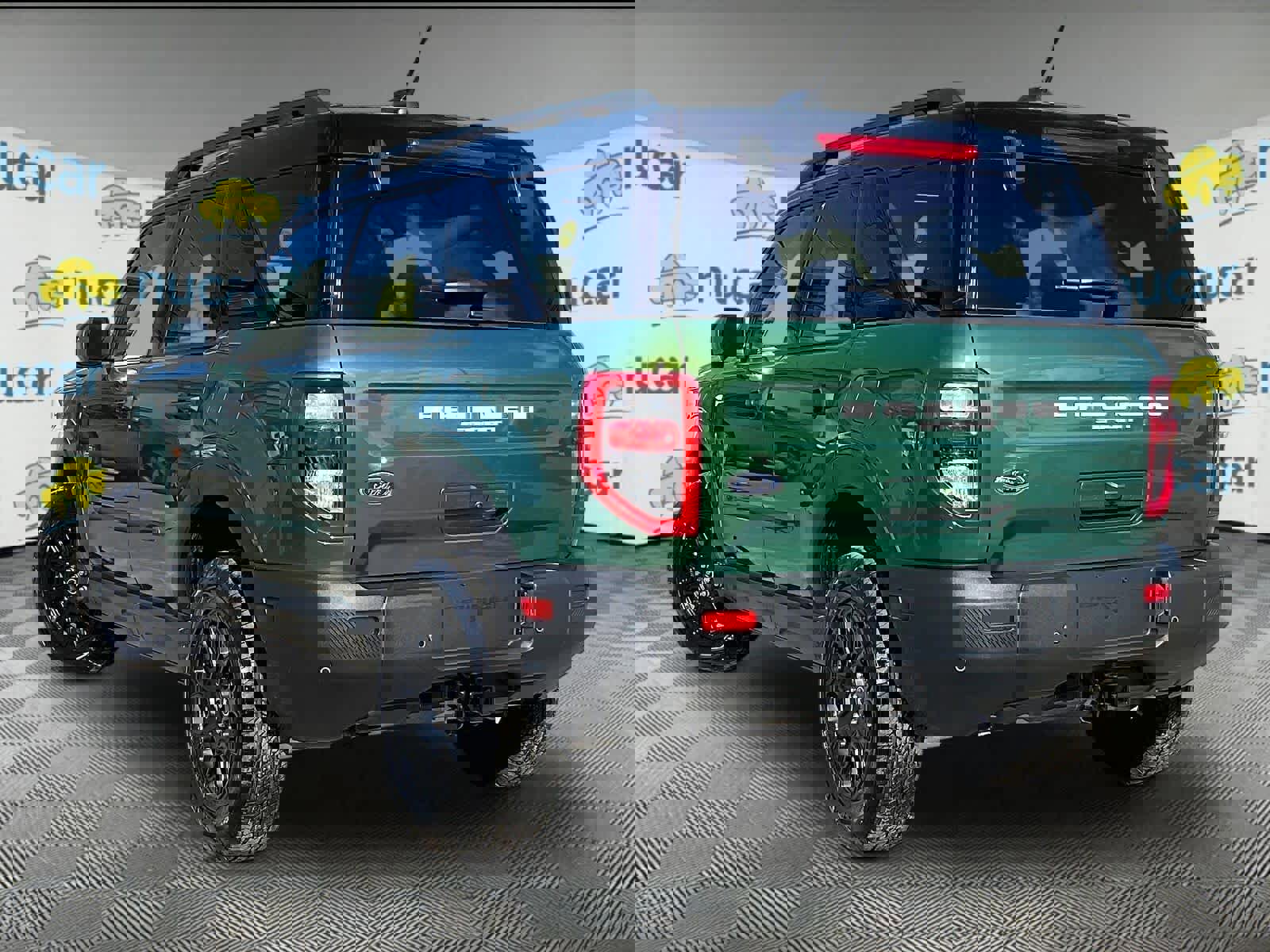 Used 2025 Ford Bronco Sport Badlands image 4