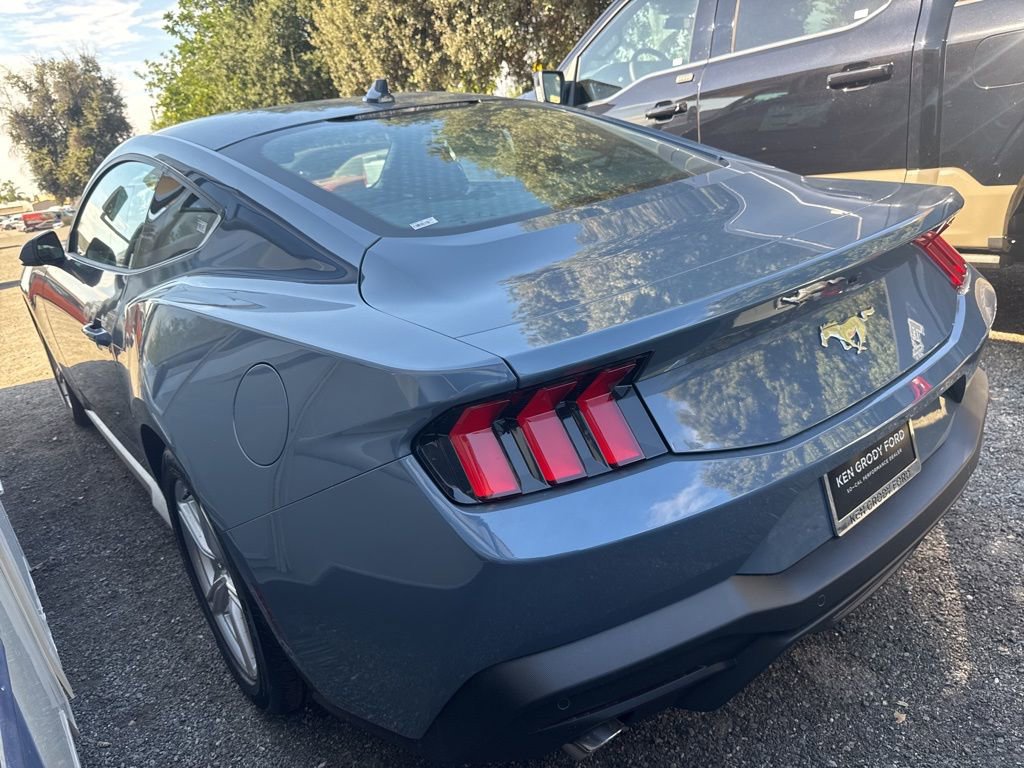 New 2026 Ford Mustang Coupe image 5