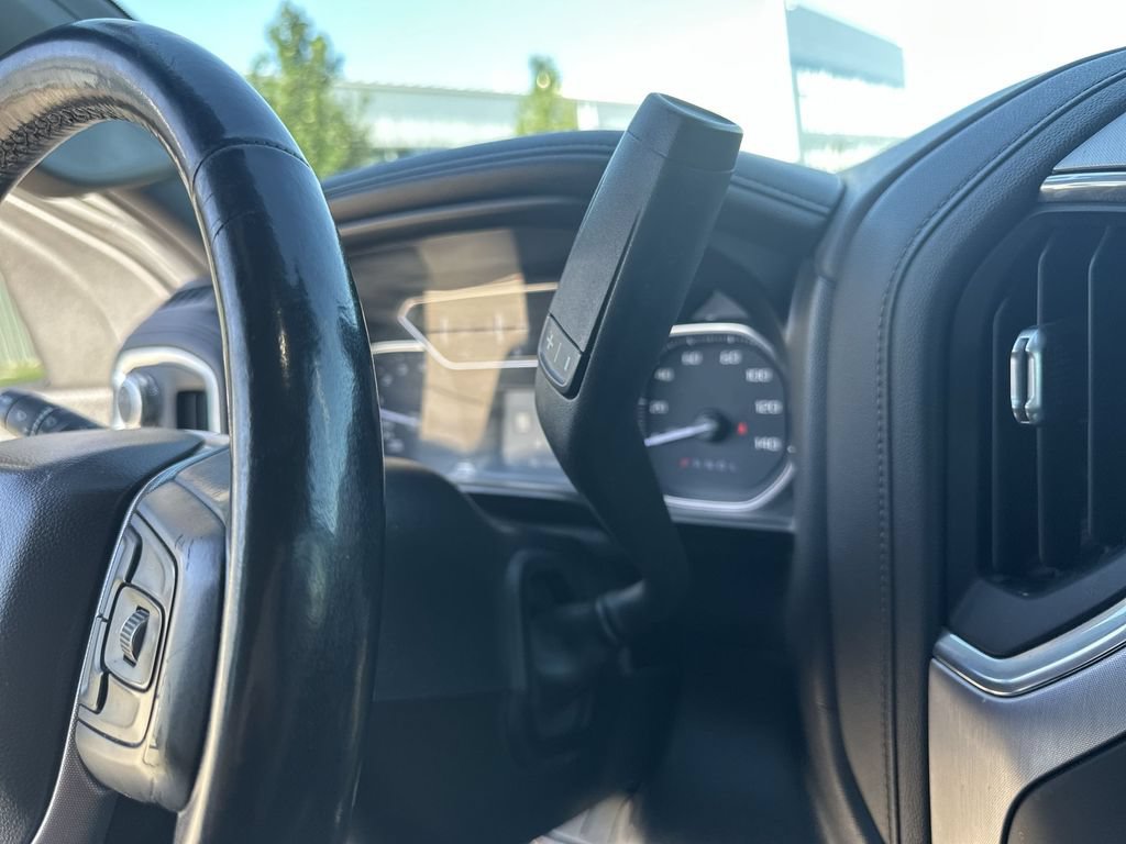 Used 2021 GMC Sierra 1500 SLT w/ SLT Premium Plus Package AWD/4WD image 16