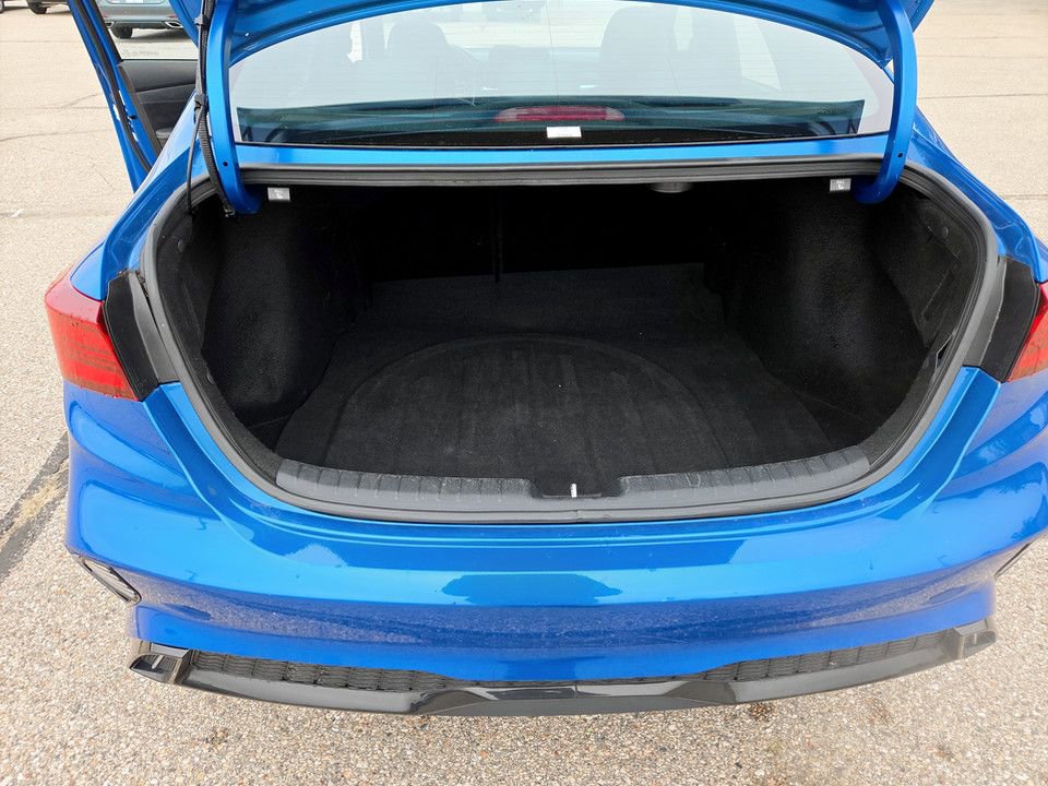 Used 2023 Kia Forte GT-Line w/ GT-Line Premium Package image 32