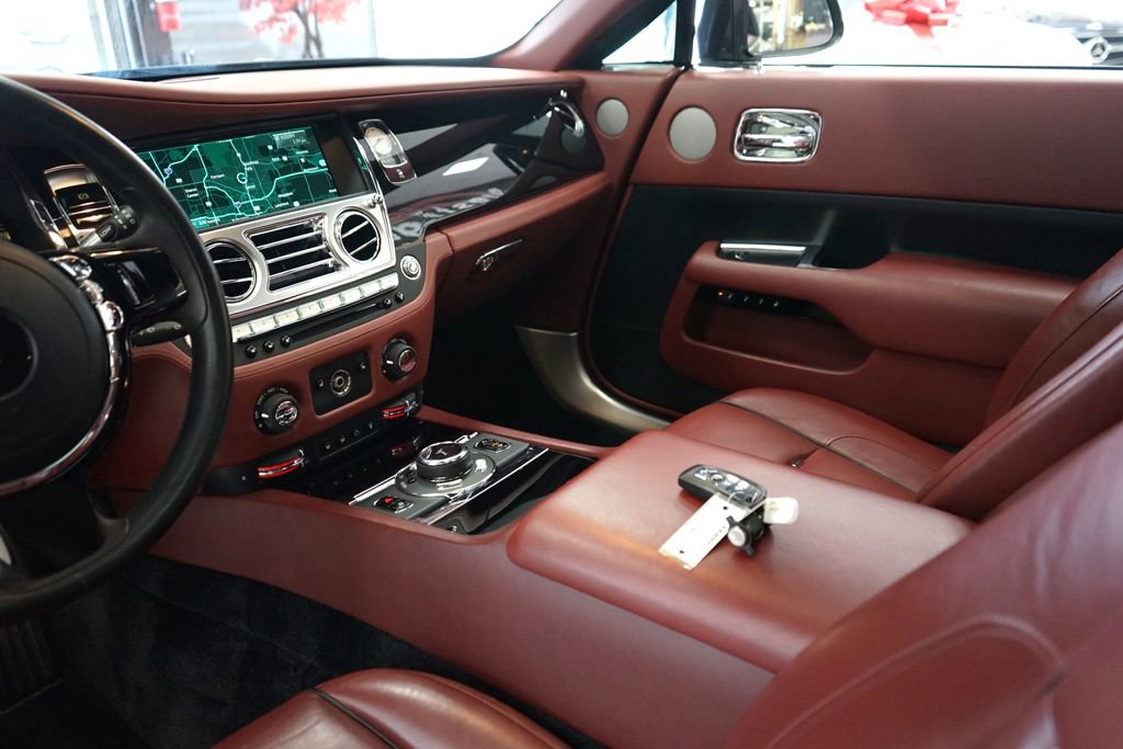 Used 2016 Rolls-Royce Wraith image 14