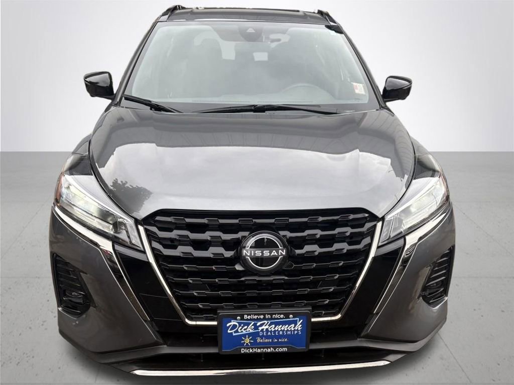 Certified 2023 Nissan Kicks SR image 3