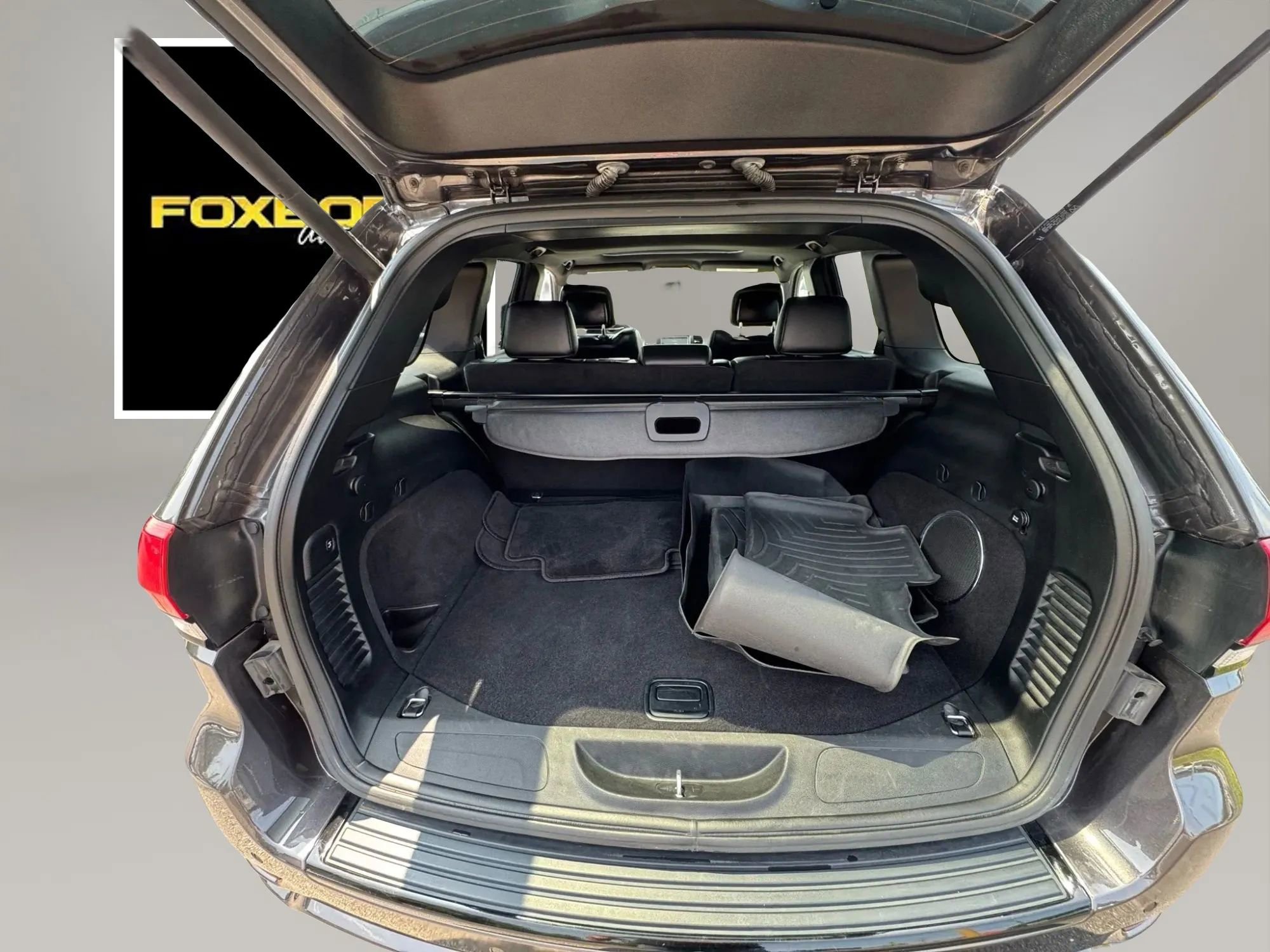 Used 2015 Jeep Grand Cherokee Altitude image 15