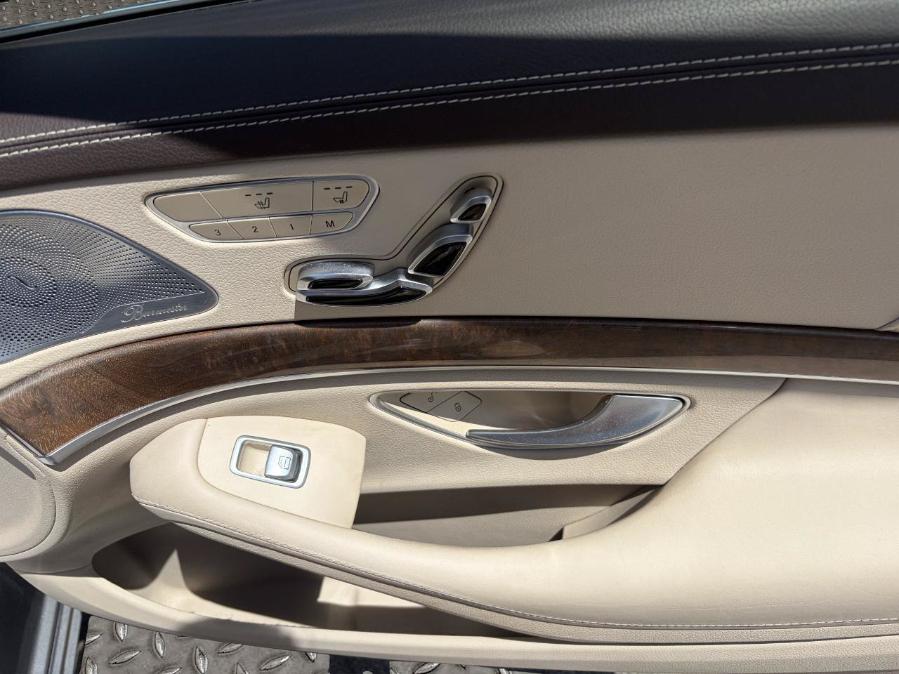 Used 2015 Mercedes-Benz S 550 4MATIC Sedan image 23