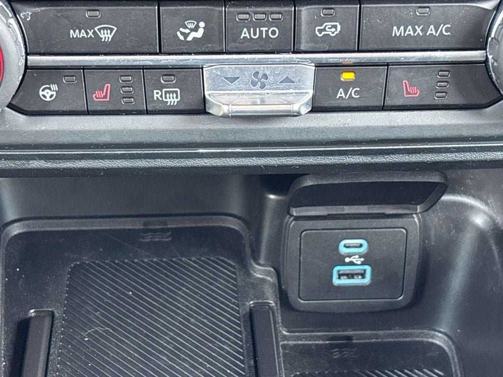 Used 2025 Ford Bronco Badlands AWD/4WD image 24