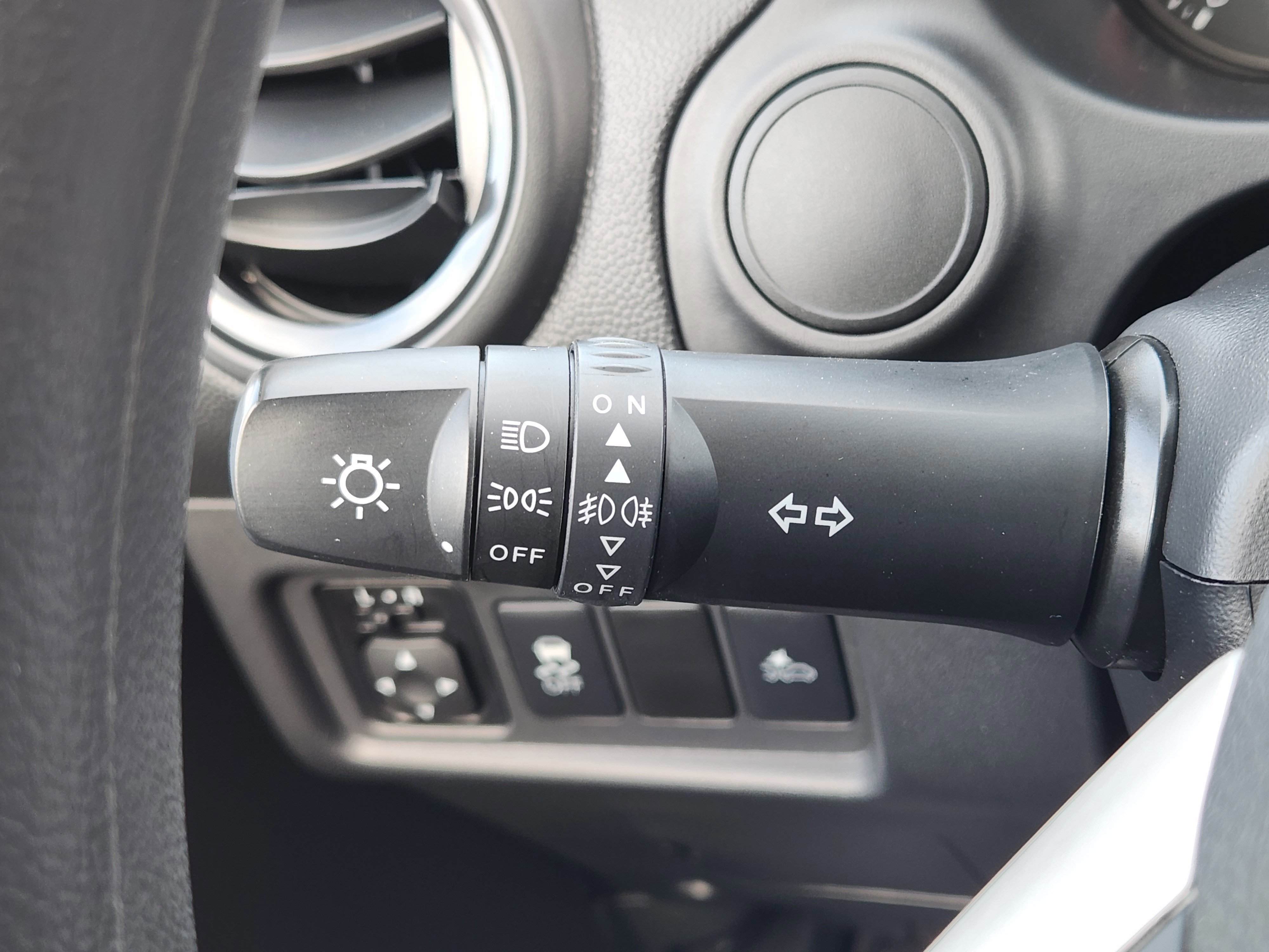 Used 2023 Mitsubishi Mirage LE FWD image 22