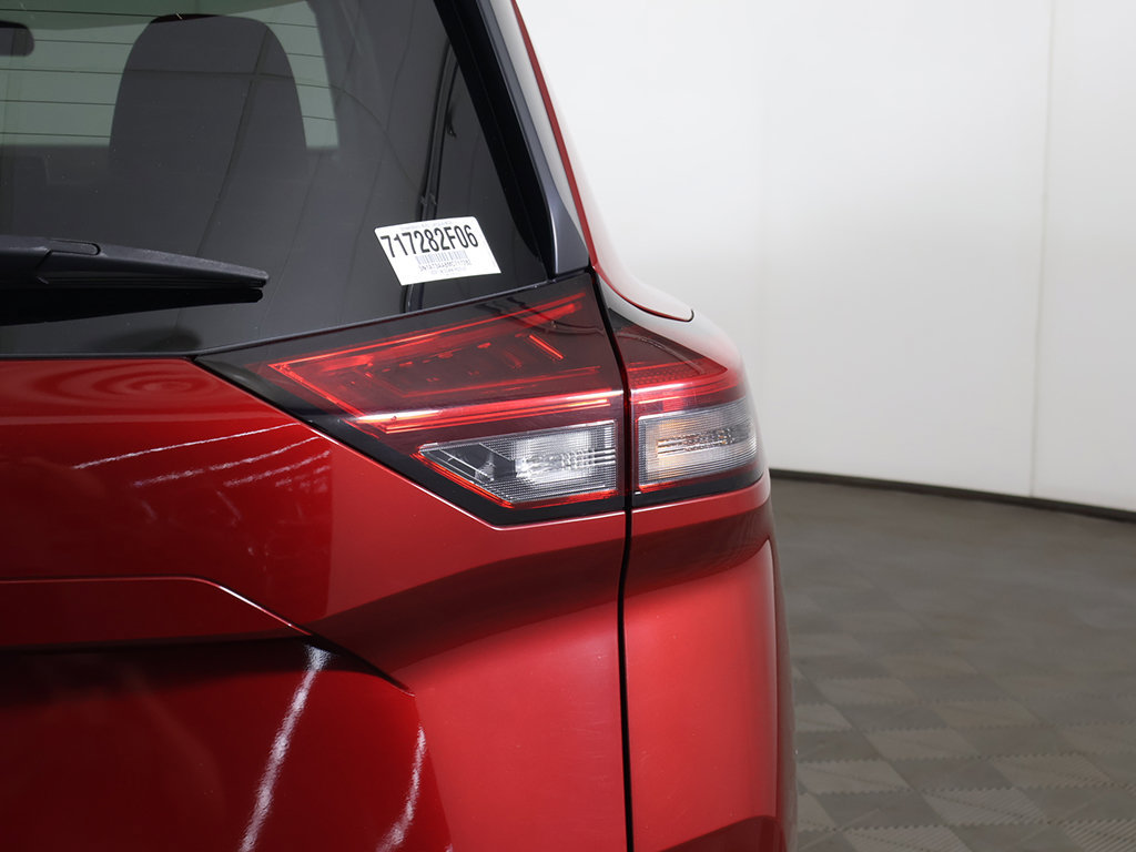 Used 2021 Nissan Rogue S FWD image 15