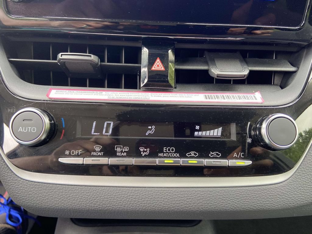 Used 2023 Toyota Corolla LE w/ LE Premium Package FWD image 23