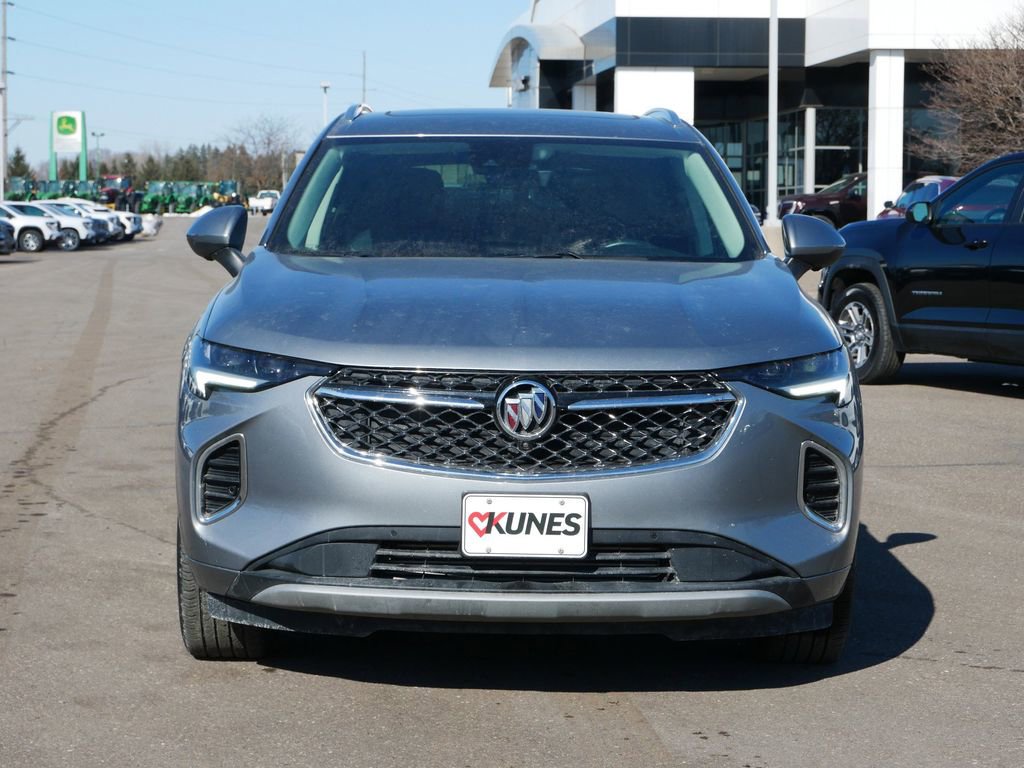 Used 2023 Buick Envision Avenir image 2