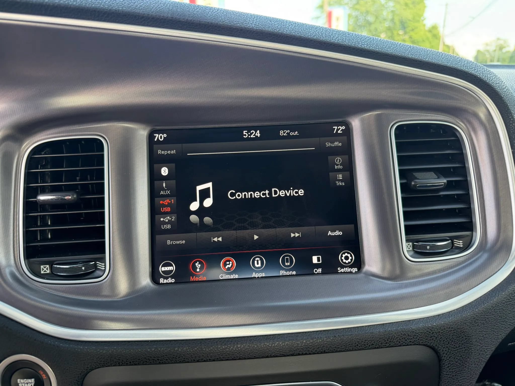 Used 2019 Dodge Charger SXT AWD/4WD image 23