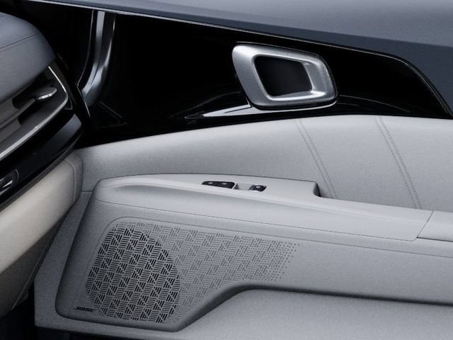 New 2026 Kia Carnival SX Prestige FWD image 25