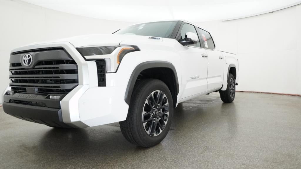New 2026 Toyota Tundra Limited AWD/4WD image 32