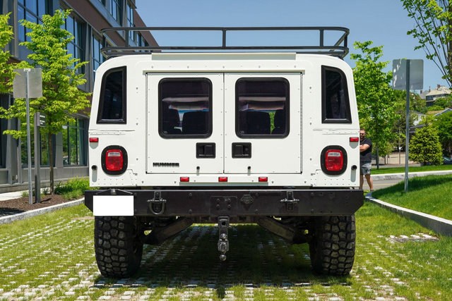 Used 1995 HUMMER H1 4-Door Wagon image 7