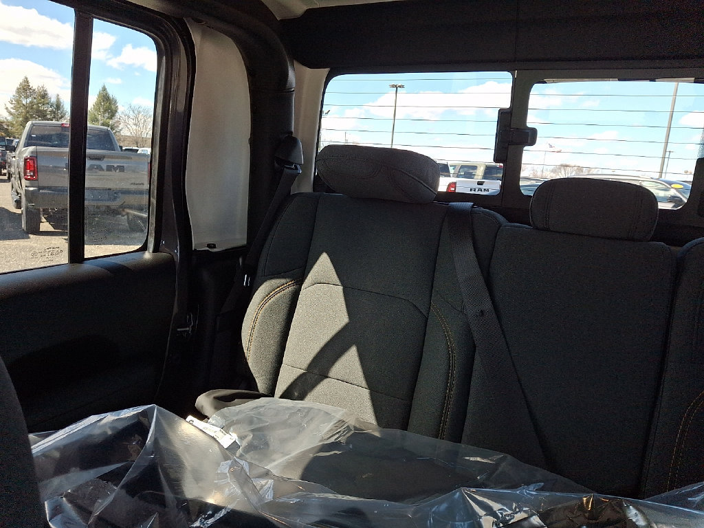 New 2026 Jeep Gladiator Sport AWD/4WD image 13