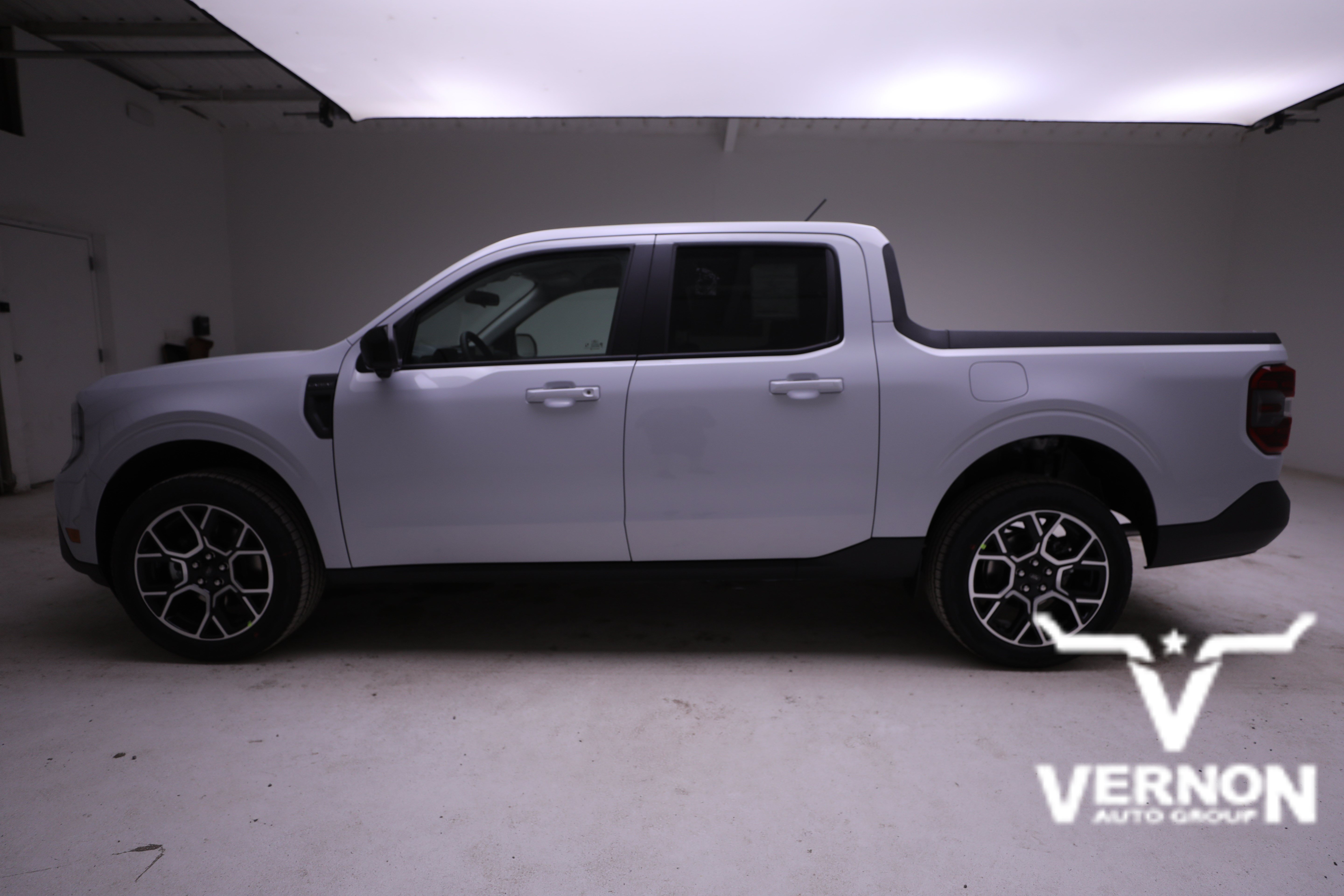 New 2026 Ford Maverick Lariat AWD/4WD image 2