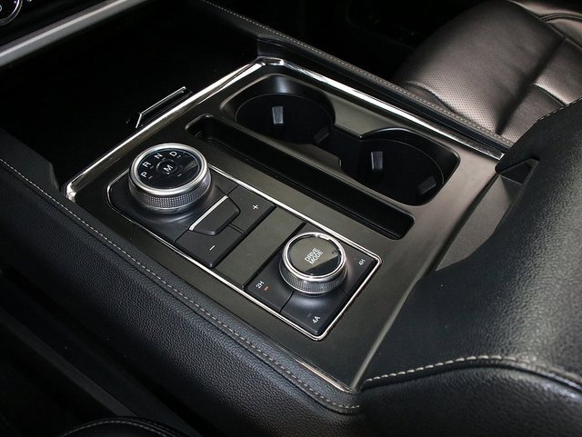 Used 2024 Ford Expedition Max XLT image 21