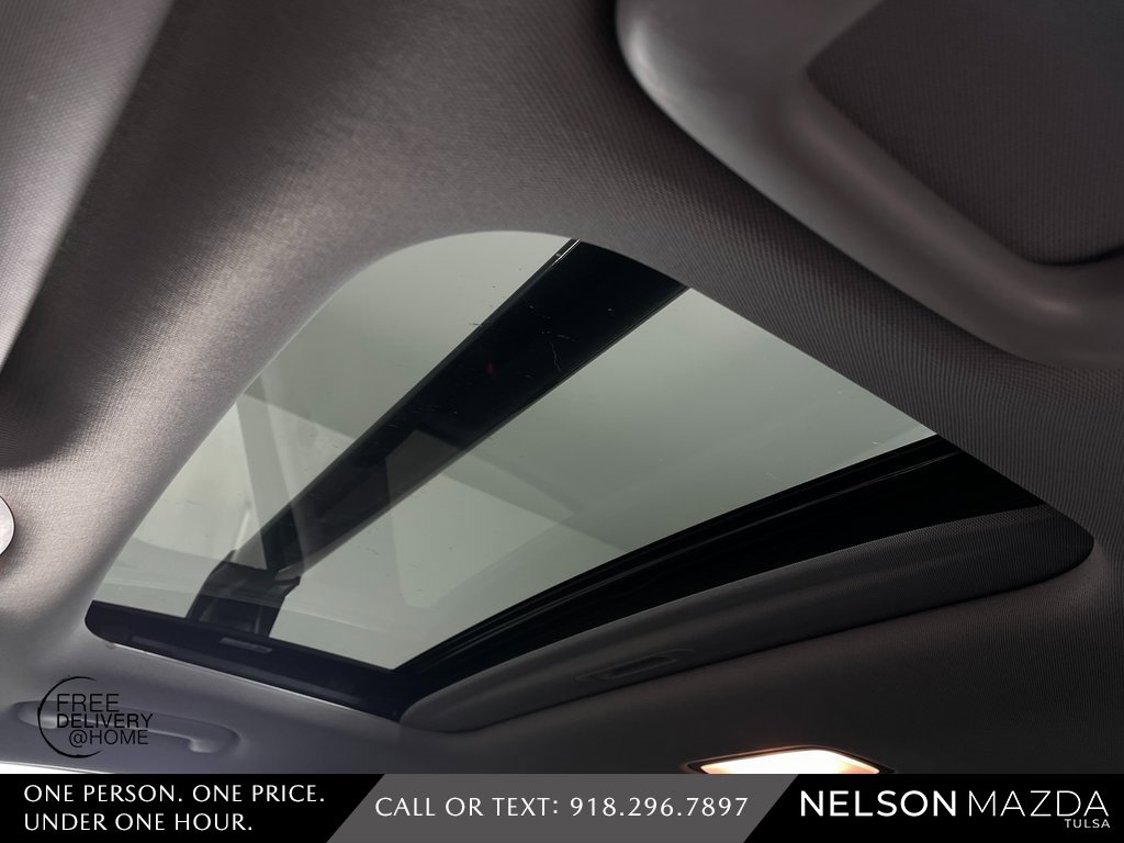 Used 2021 Hyundai Kona Ultimate w/ Cargo Package image 32