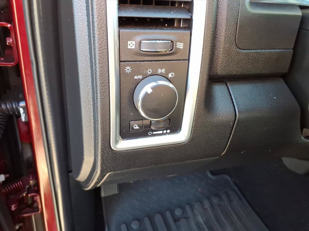 Used 2021 RAM 1500 Classic Warlock AWD/4WD image 26