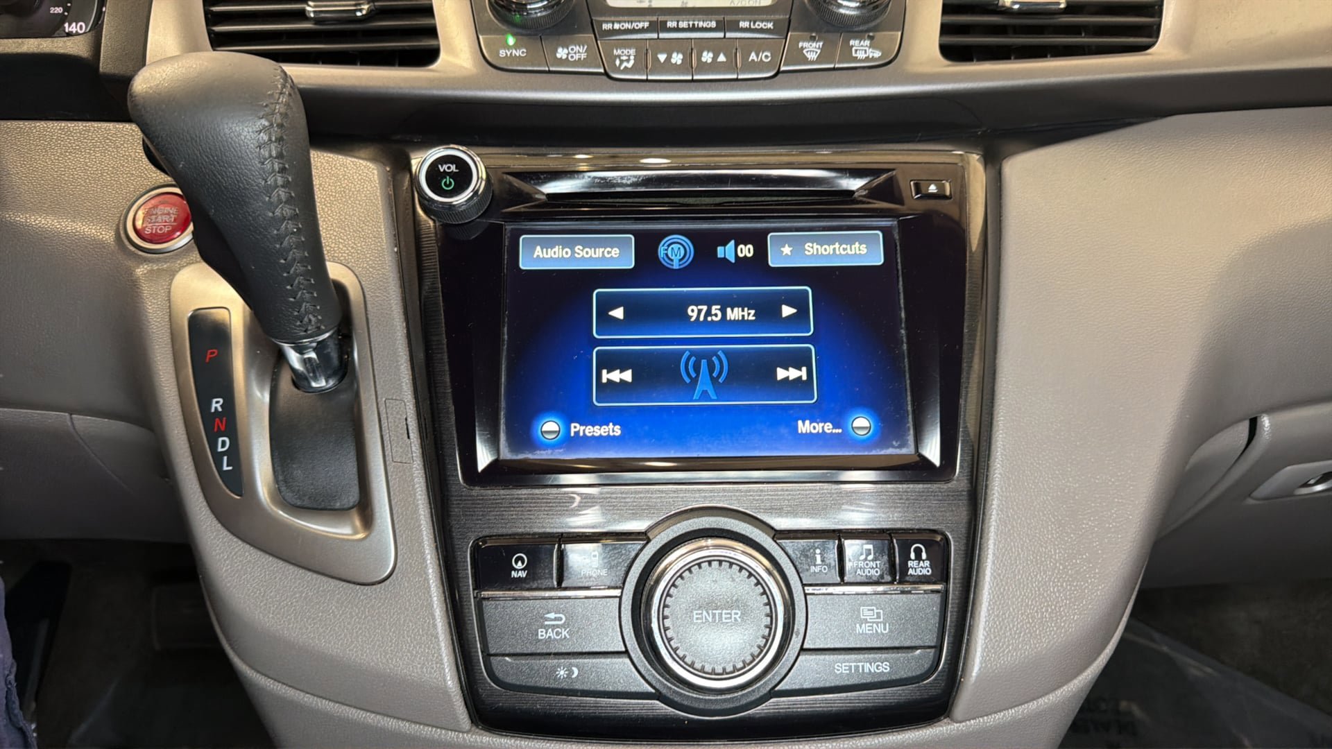 Used 2014 Honda Odyssey Touring image 25